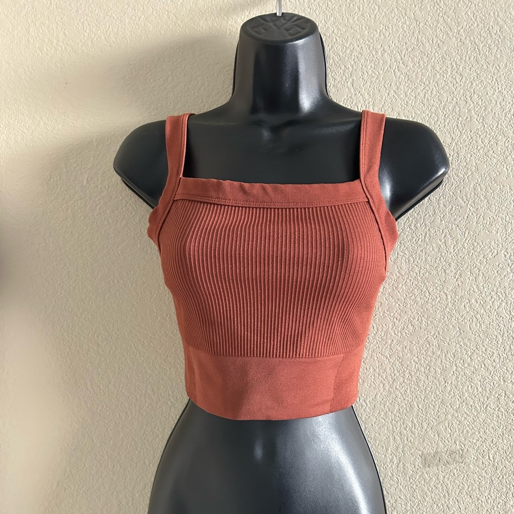 COPY - YPB by Abercrombie activewear top size S